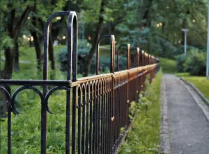 Research your local fence companies