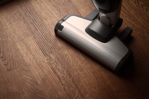 wet dry vacuum for hard wood floors