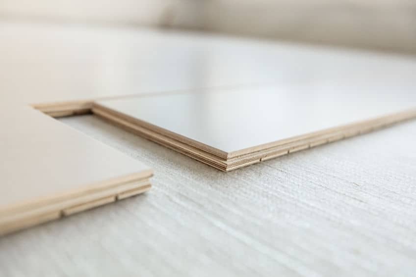 How to Tell the Difference Between Hardwood and Laminate Floors - Expert  Home Report