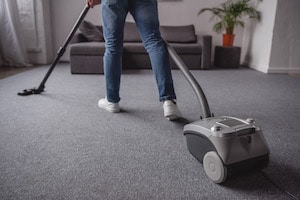 cleaning moldy Carpet