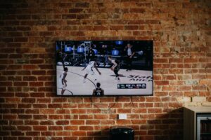 Televisions for wall mounting