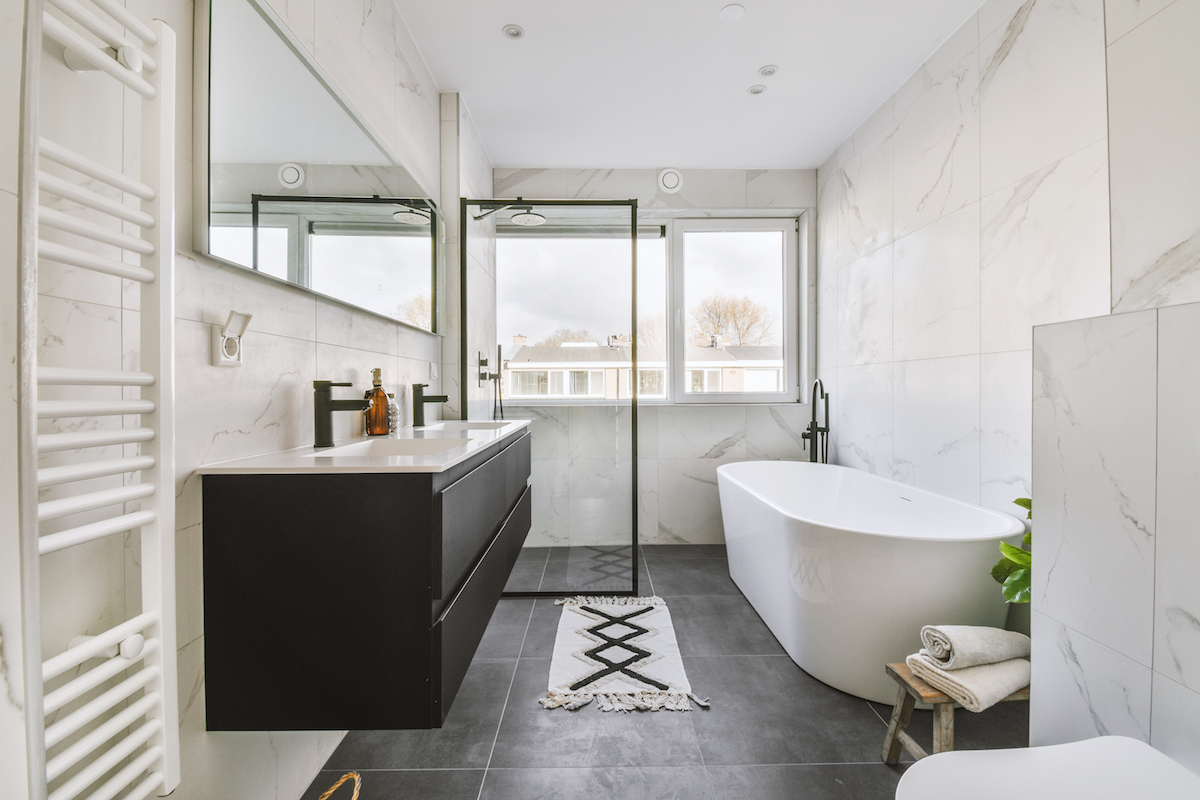 transform your bathroom Tips for a Successful Remodeling Project