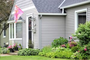 maximize curb appeal to Make Your Home More Valuable And Sell Faster