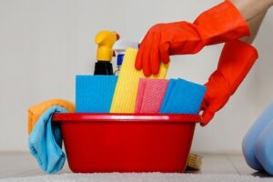 DIY vs. Professional End of Lease Cleaning