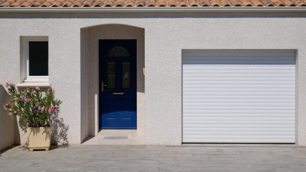 Garage Door Materials: Comprehensive Guide